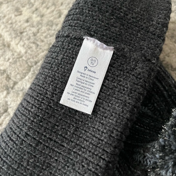 Ivivva Black Knit Pom-Pom Beanie Hat - Picture 2 of 2